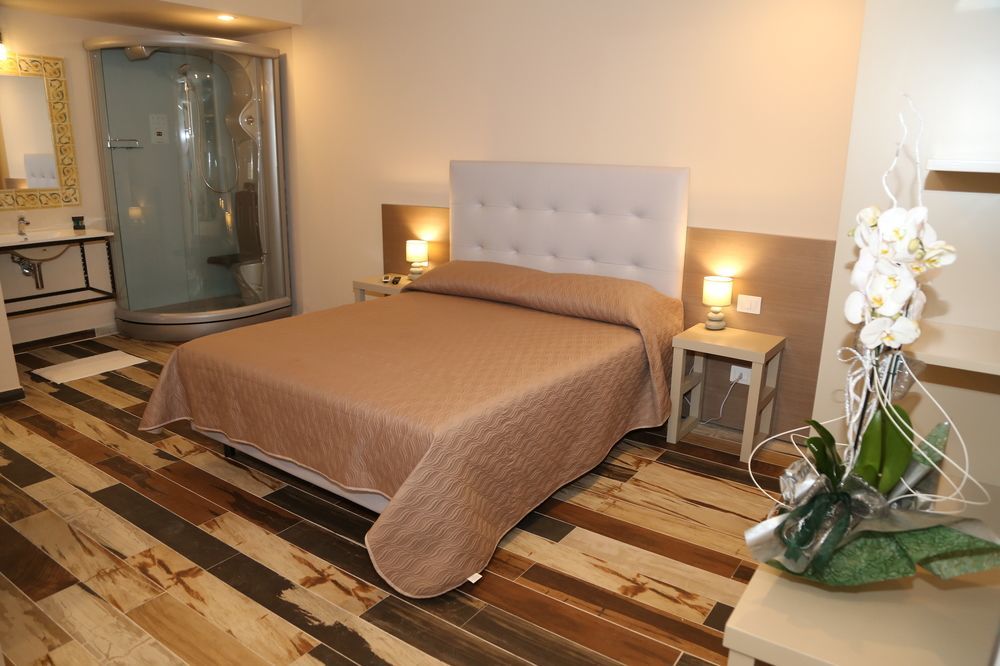 Don Ugo Luxury Rooms Тропеа Екстер'єр фото